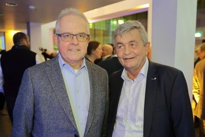 (v.l.n.r.) Dr. Stefan Liese, Mitglied des vbm Ehrensenats, mit Bertram Brossardt