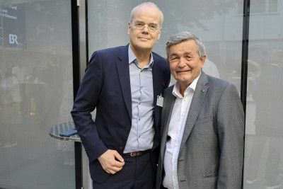 Bertram Brossardt und Thomas Hinrichs, Programmdirektor Information des Bayerischen Rundfunks