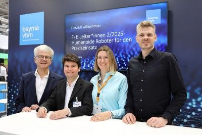 v.l.: Dr. Georg Liedl, Michael Lippenberger, Carolin Richter, Dr. Jonathan T. Mall
