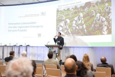 Dr.-Ing. Roman Bosl Werner, Managing Director, TUM Venture Lab Food/Agro/Biotech (FAB)