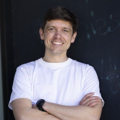 Dr. Christian Steinau